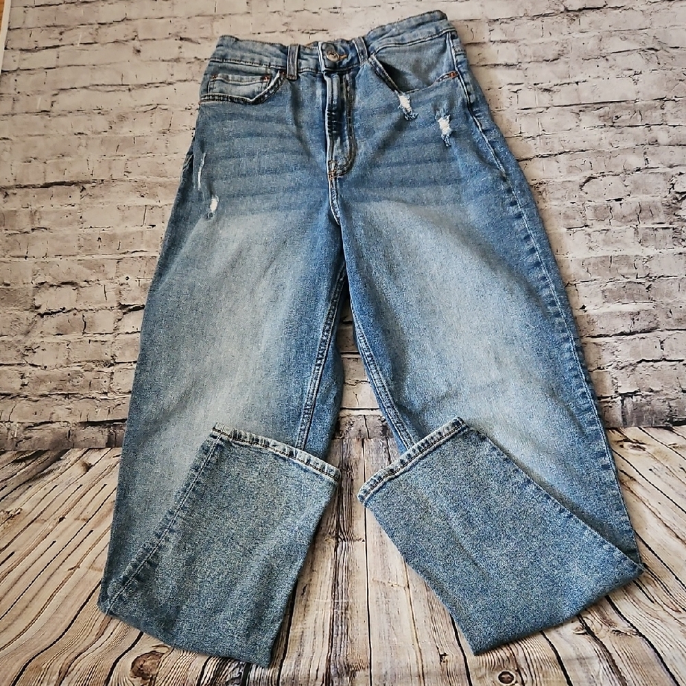 H&M mom Highrise Jeans Size 4